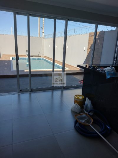 Residencial Barcelona Piratininga toda em porcelanato nova