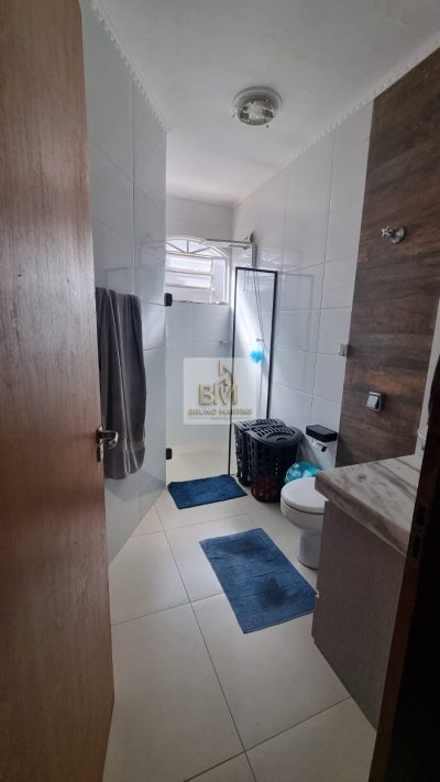 Casa Jd Estoril 3 d com armários, ótima localização