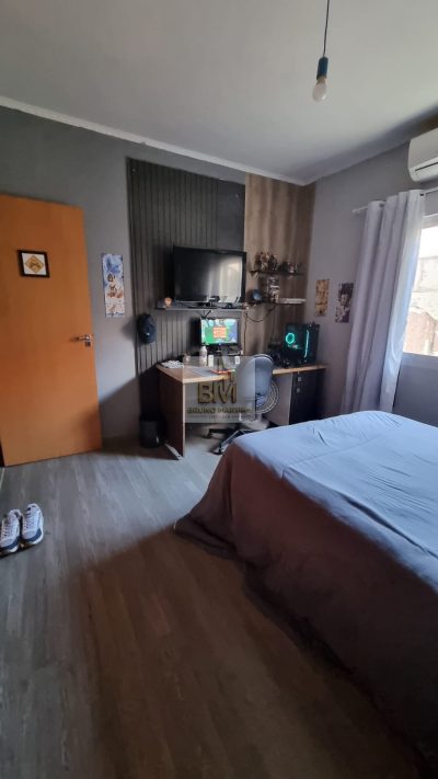 Casa Jd Estoril 3 d com armários, ótima localização