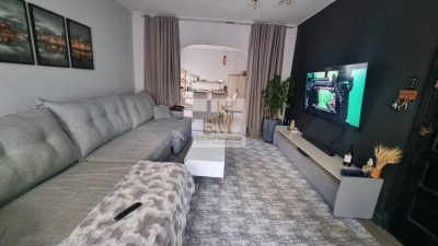 Casa Jd Estoril 3 d com armários, ótima localização