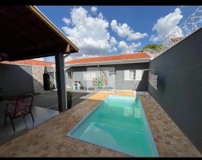 Casa Jd Ferraz com piscina terreno inteiro e edicula