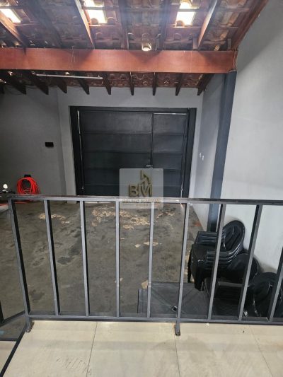 Parque Santa Edwvirgues com piscina 3 dormitórios sobrado