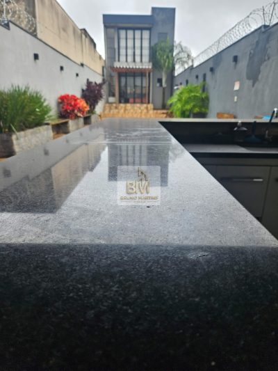 Parque Santa Edwvirgues com piscina 3 dormitórios sobrado